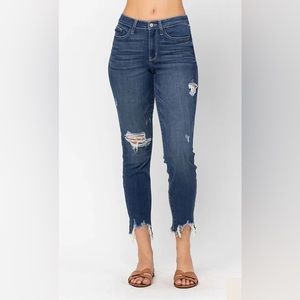 NWOT Judy Blue Women's Mid Rise Shark Bite Slim Fit Jeans size 13